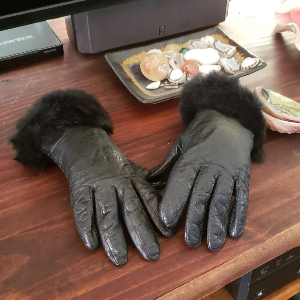 Vintage Black Leather Faux Fur Gloves